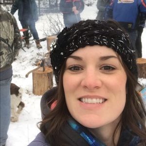 Meet your Posher, Danielle